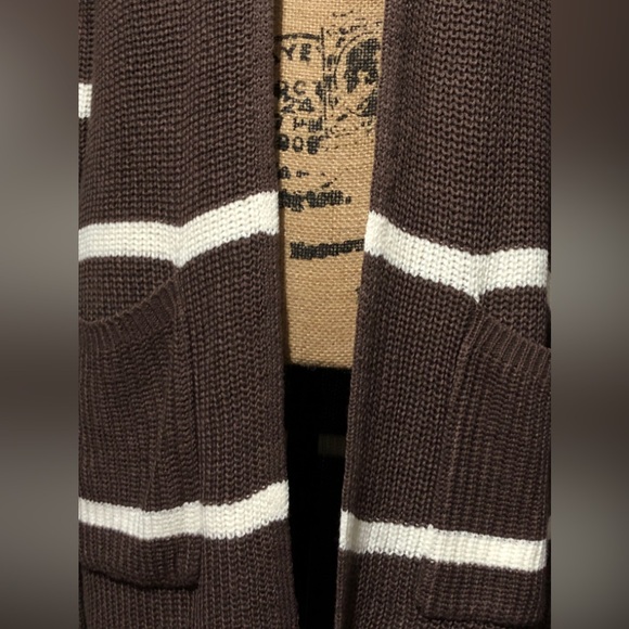 Pink Clover Long Nouri Textured Cardigan W/Front Pockets🌸 - Picture 4 of 10